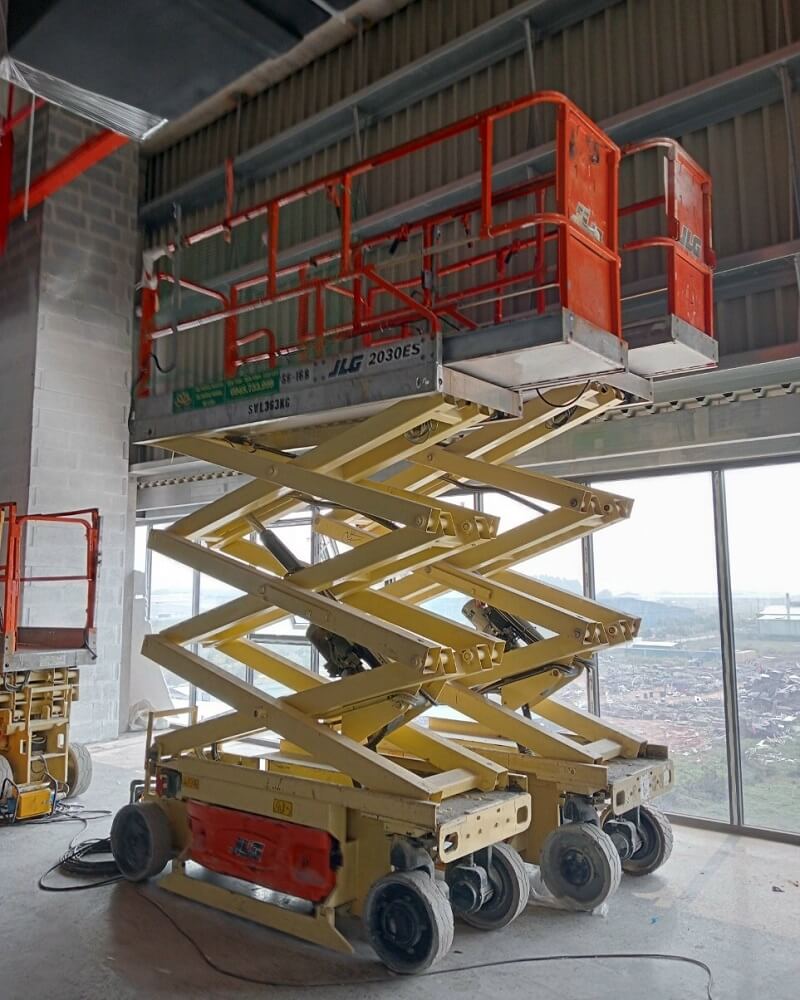 Cho thuê xe cẩu tại nhà xưởng Hải Phòng