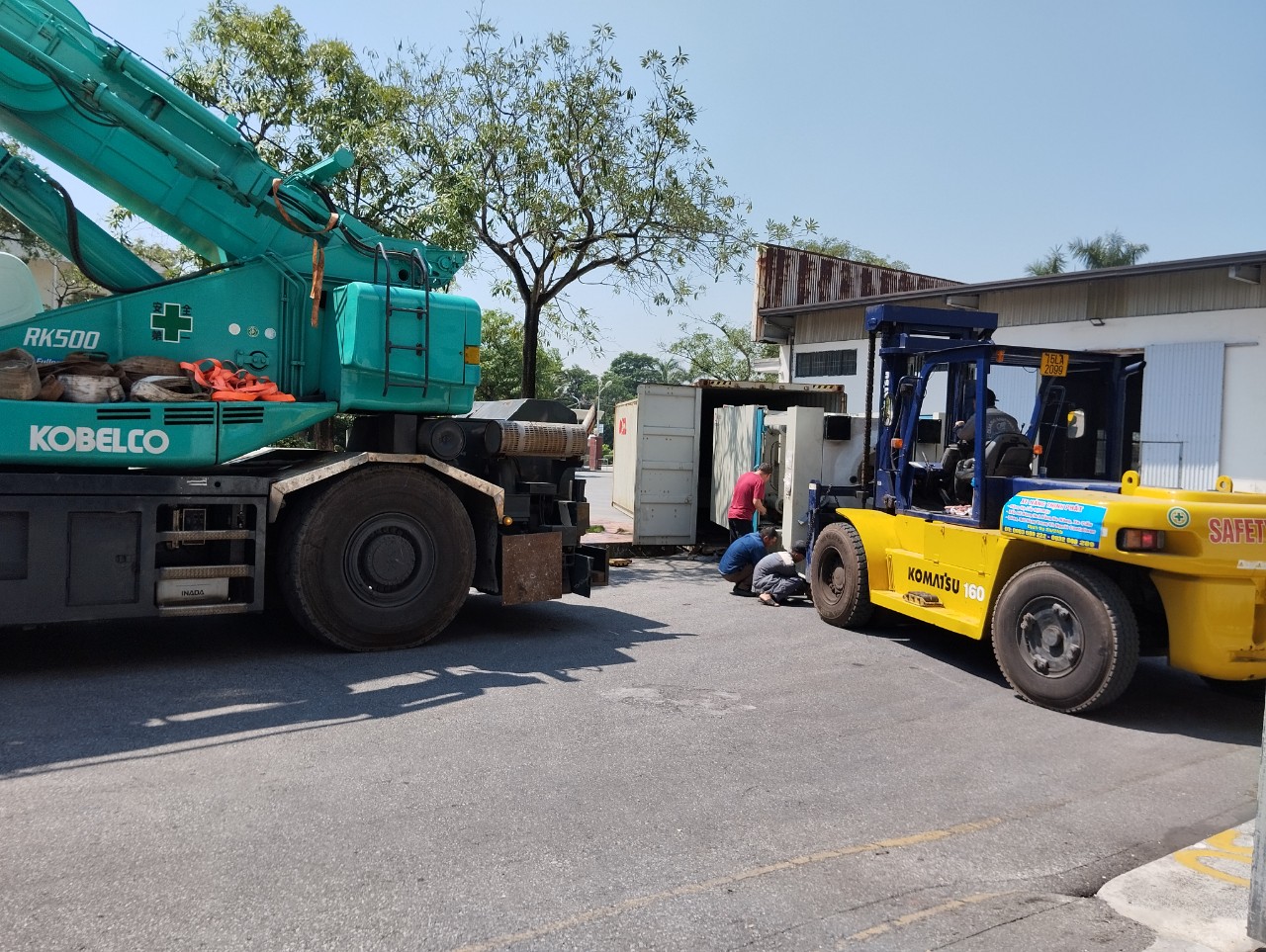 Thuê xe nâng cho các công trình tại Hải Phòng