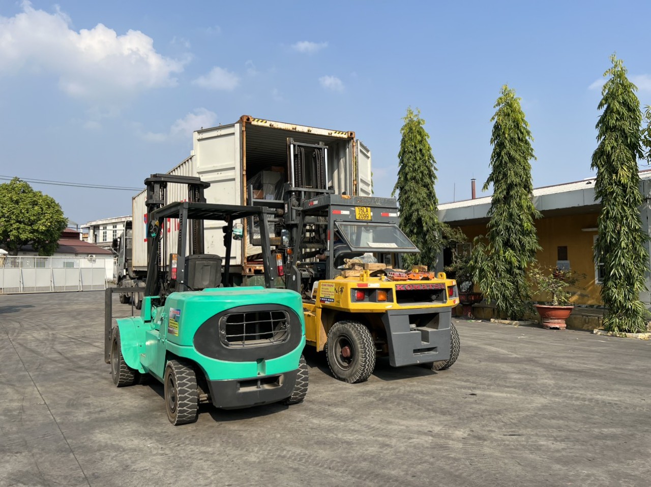 Dịch vụ bán và cho thuê xe nâng tại Hải Phòng
